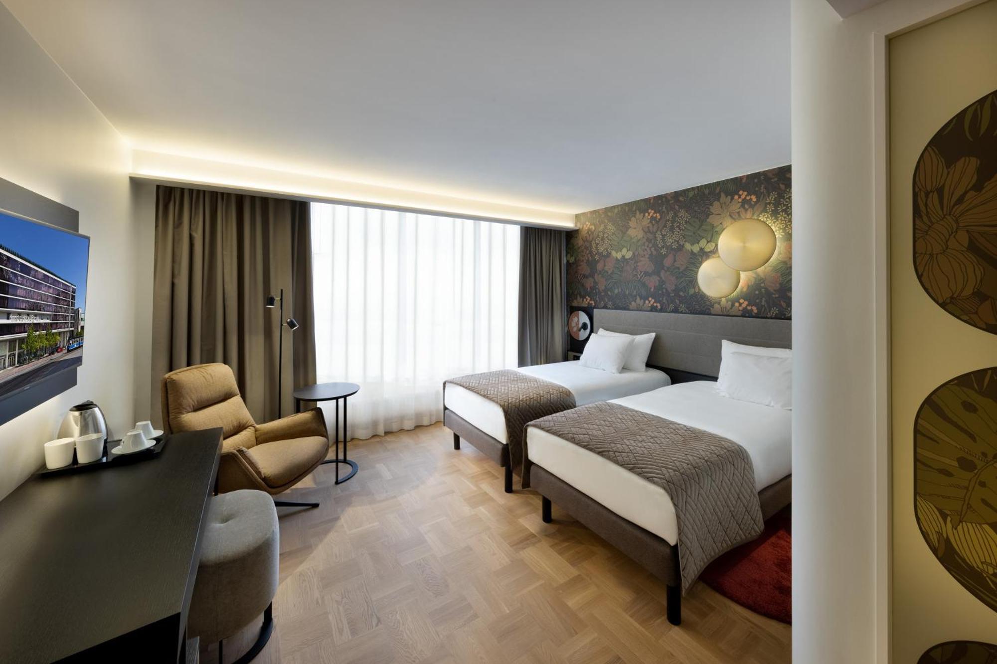 Nordic Hotel Forum Talin Exterior foto